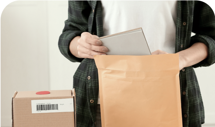ecommerce delivery for business - close up of a person takes notes out of the envelope - borzo delivery